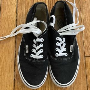 Black Vans Authentics